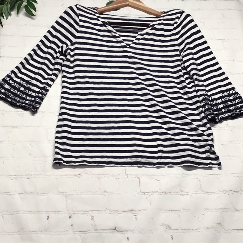 🌼 TABLOTS STRIPED TOP BLACK AND WHITE PETITIE MEDIUM 3/4 SLEEVE‎